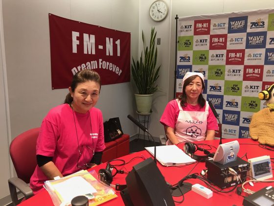 ホームタウン野々市　　食生活改善推進協議会会長・齋藤雅子さん、会計・中塚ひろみさん