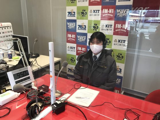 交番インフォメーション　野々市交番　割込有翔さん