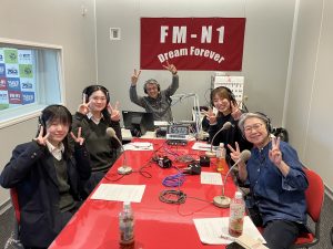 石川県立野々市明倫高等学校　非常勤講師 高沢小百合さん、3 年生 馬場夢華さん 、伊藤琴美さん　ののいちde難関突破　