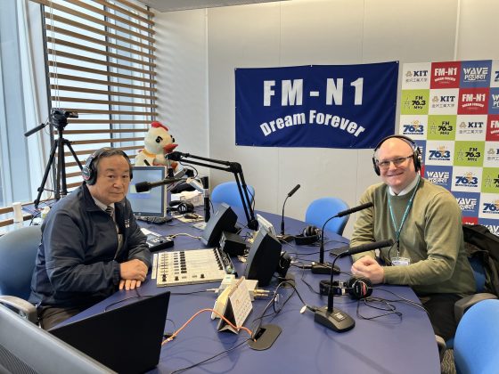 てくてく地球交差点　ゲスト　KIT英語教師　マシュー・シュワブ先生　11/26, 12/3 放送