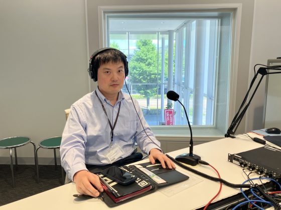 二飯田一貴さん(金沢工業大学 進路開発センター)「金沢工業大学WAVEプロジェクト 新入生歓迎特番　よっ友こえよう～はじめてのQ～」