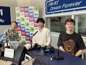 コール・ブリンディシさん（ロチェスター工科大学）、田中聖也さん（金沢工業大学工学部　情報工学科）